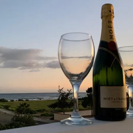 Moonlight Sea View アヤナパ